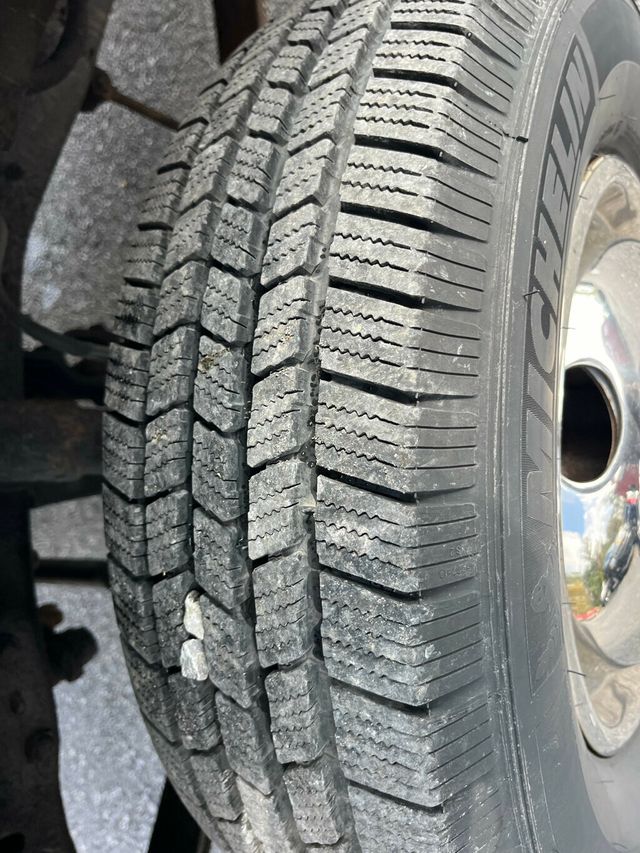 1991 Ford F-Super Duty Trucks Roll Back Tilt Bed Car Hauler - 22565289 - 24