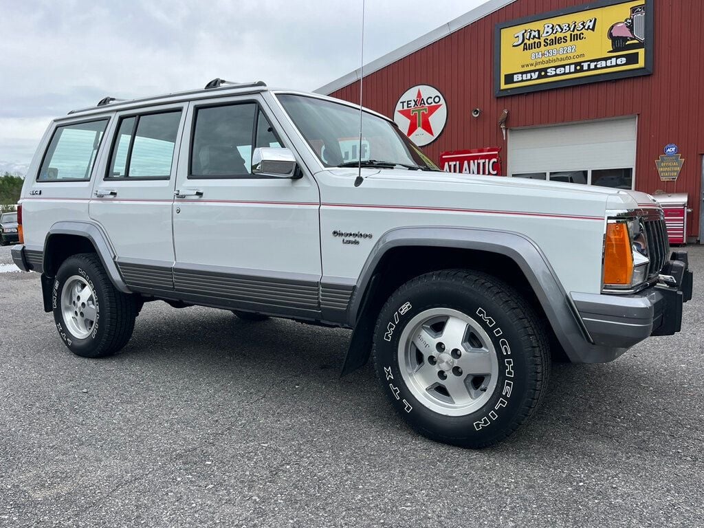 1991 Jeep Cherokee Classic 1-Owner Cherokee Laredo 4x4 XJ Box Cherokee - 23019556 | Video 1