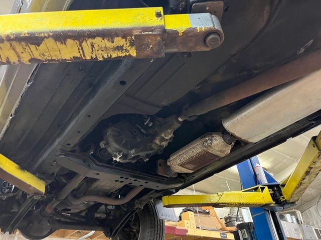 1991 Jeep Cherokee Classic 1-Owner Cherokee Laredo 4x4 XJ Box Cherokee - 23019556 - 29