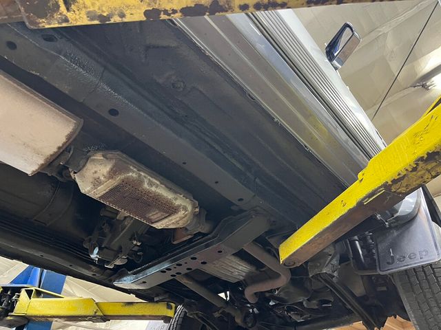1991 Jeep Cherokee Classic 1-Owner Cherokee Laredo 4x4 XJ Box Cherokee - 23019556 - 30