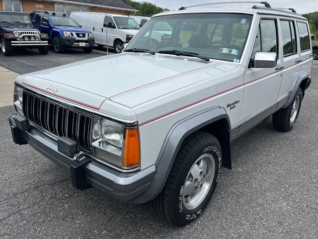 1991 Jeep Cherokee Classic 1-Owner Cherokee Laredo 4x4 XJ Box Cherokee - 23019556 - 4