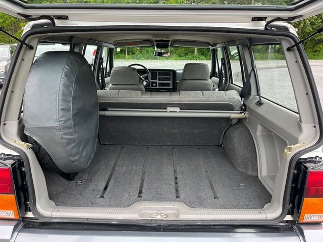 1991 Jeep Cherokee Classic 1-Owner Cherokee Laredo 4x4 XJ Box Cherokee - 23019556 - 52