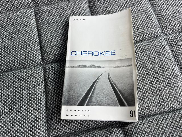1991 Jeep Cherokee Classic 1-Owner Cherokee Laredo 4x4 XJ Box Cherokee - 23019556 - 65