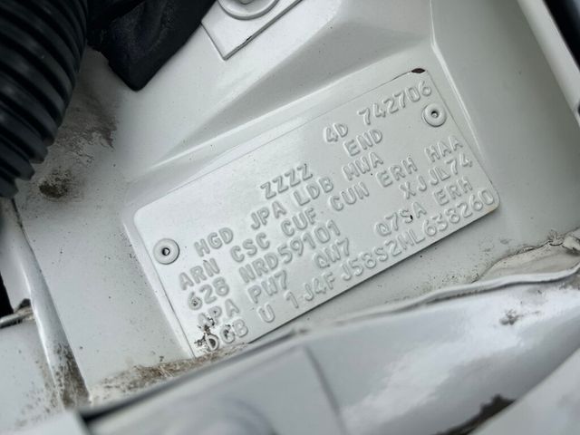 1991 Jeep Cherokee Classic 1-Owner Cherokee Laredo 4x4 XJ Box Cherokee - 23019556 - 80