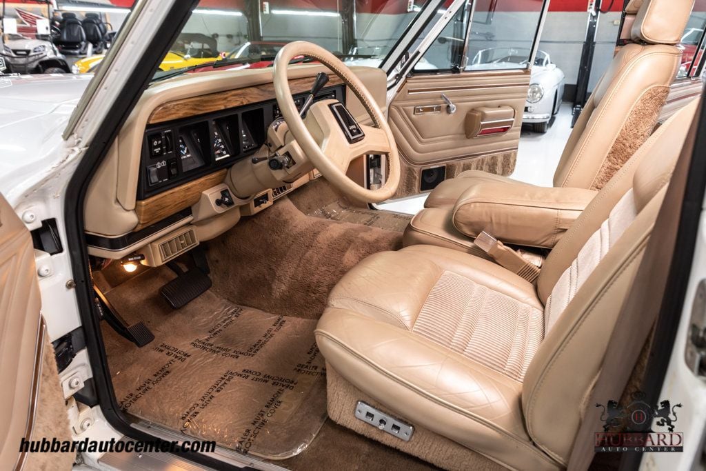 1991 Jeep Grand Wagoneer 4dr Wagon 4WD - 22599648 - 14