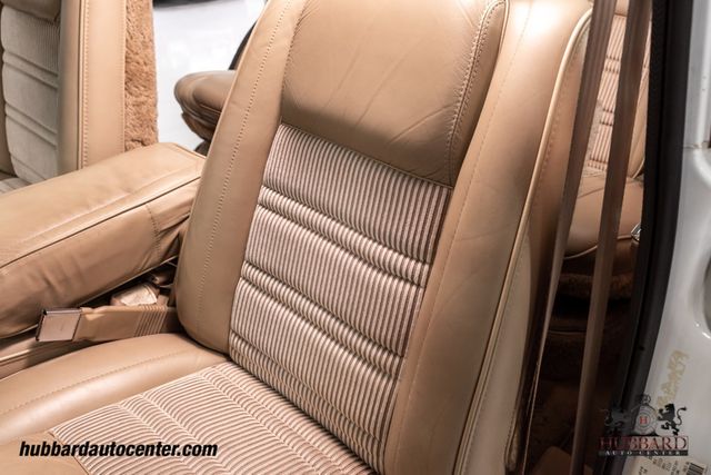 1991 Jeep Grand Wagoneer 4dr Wagon 4WD - 22599648 - 17