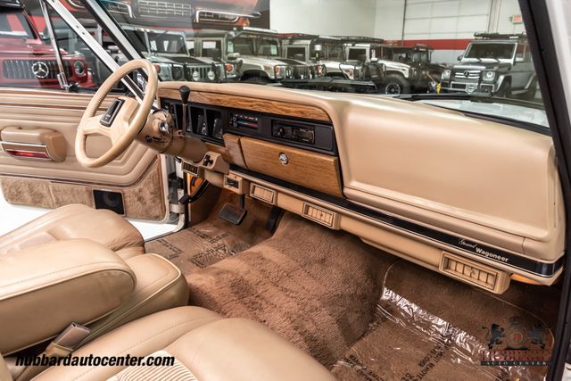 1991 Jeep Grand Wagoneer 4dr Wagon 4WD - 22599648 - 24