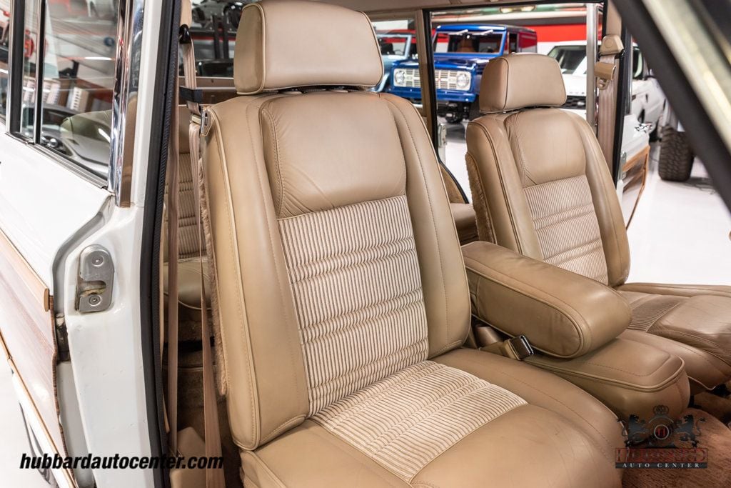 1991 Jeep Grand Wagoneer 4dr Wagon 4WD - 22599648 - 25