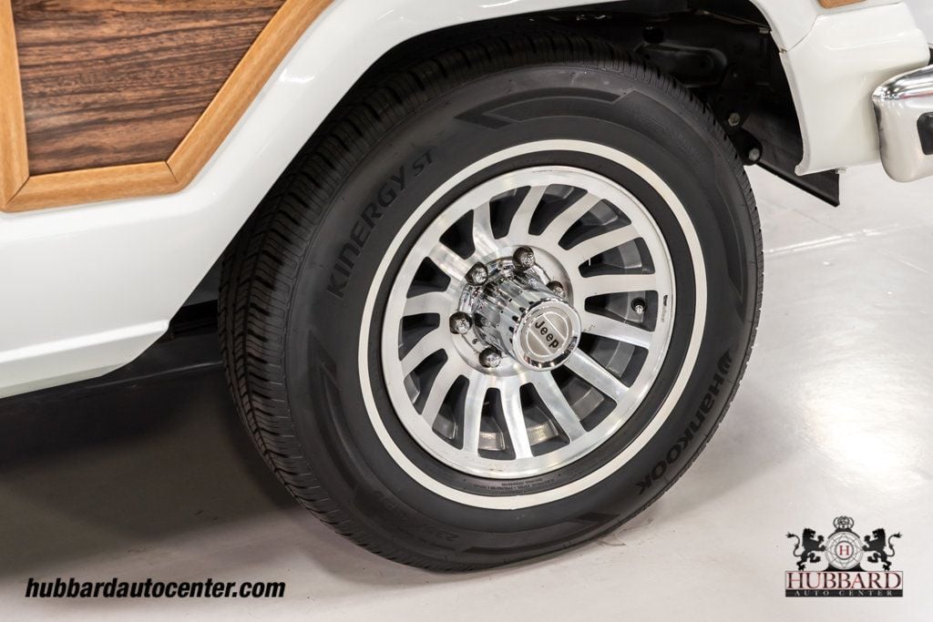 1991 Jeep Grand Wagoneer 4dr Wagon 4WD - 22599648 - 35