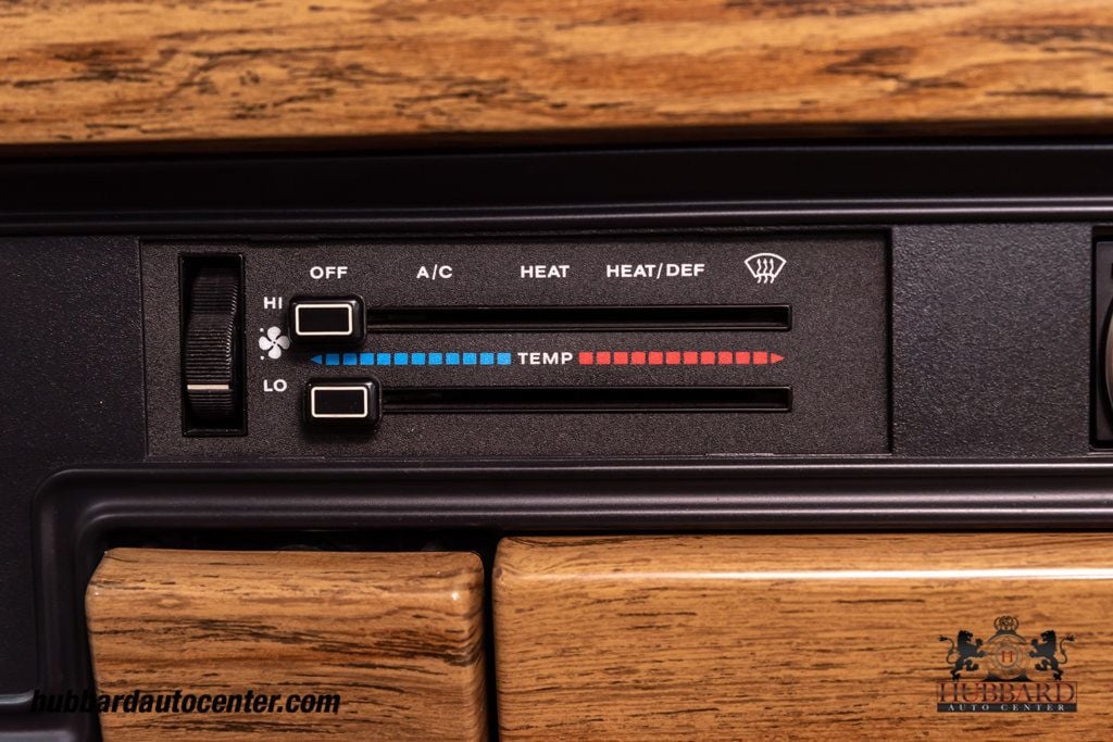 1991 Jeep Grand Wagoneer 4dr Wagon 4WD - 22599648 - 62