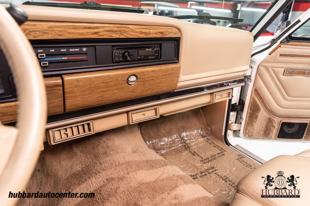 1991 Jeep Grand Wagoneer 4dr Wagon 4WD - 22599648 - 63