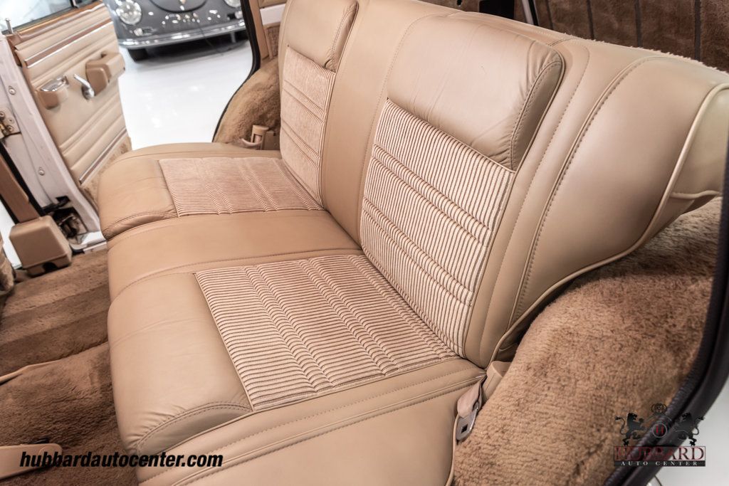 1991 Jeep Grand Wagoneer 4dr Wagon 4WD - 22599648 - 74