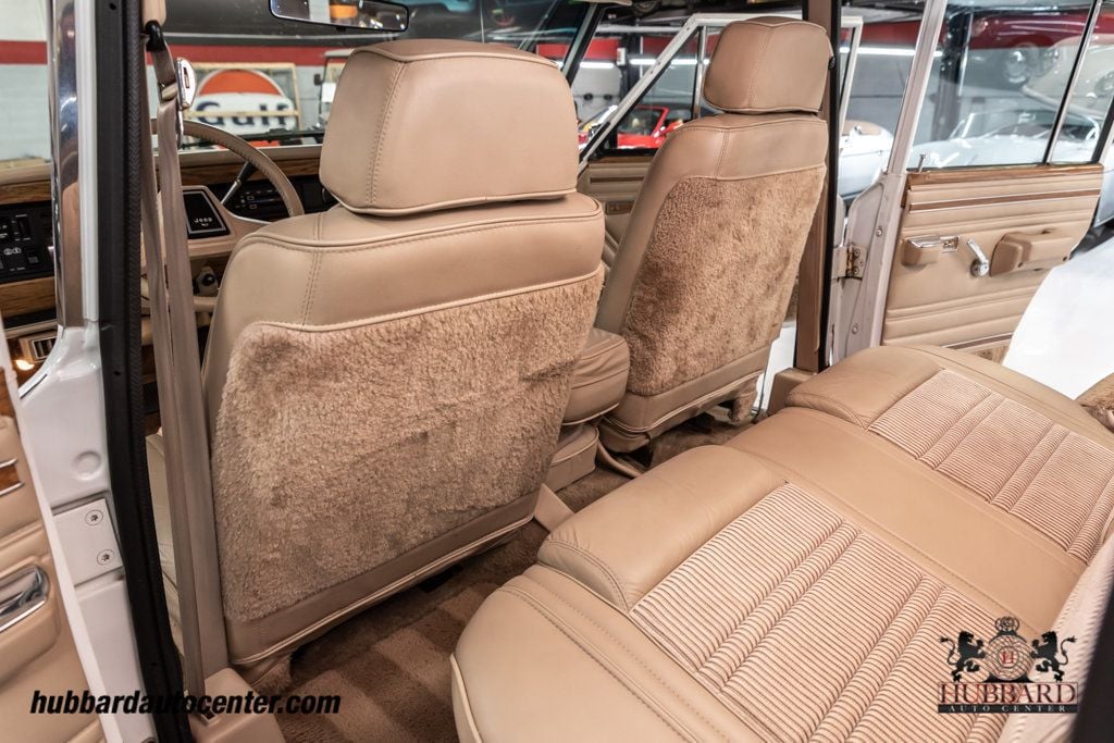 1991 Jeep Grand Wagoneer 4dr Wagon 4WD - 22599648 - 76