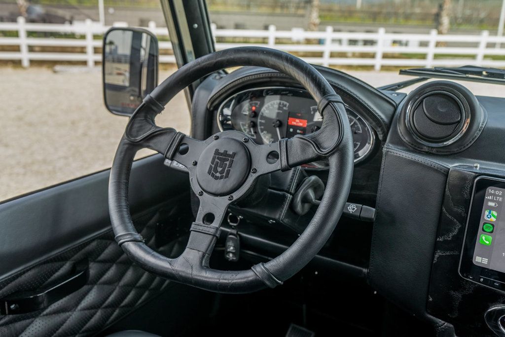 1991 Land Rover Defender 110 Pickup Monarch Nomad EV - 23039660 - 16