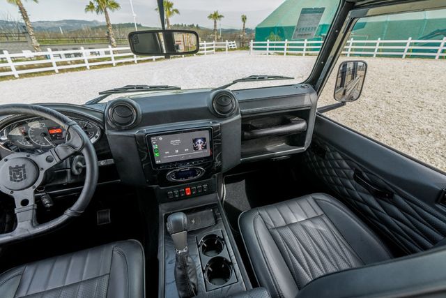 1991 Land Rover Defender 110 Pickup Monarch Nomad EV - 23039660 - 18