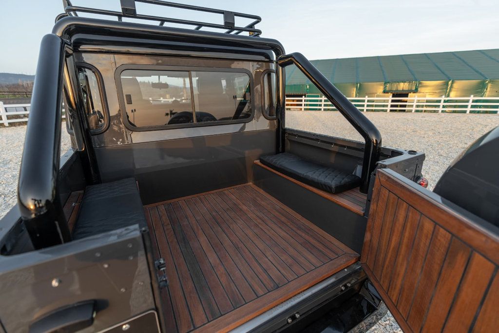 1991 Land Rover Defender 110 Pickup Monarch Nomad EV - 23039660 - 28