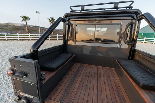 1991 Land Rover Defender 110 Pickup Monarch Nomad EV - 23039660 - 29