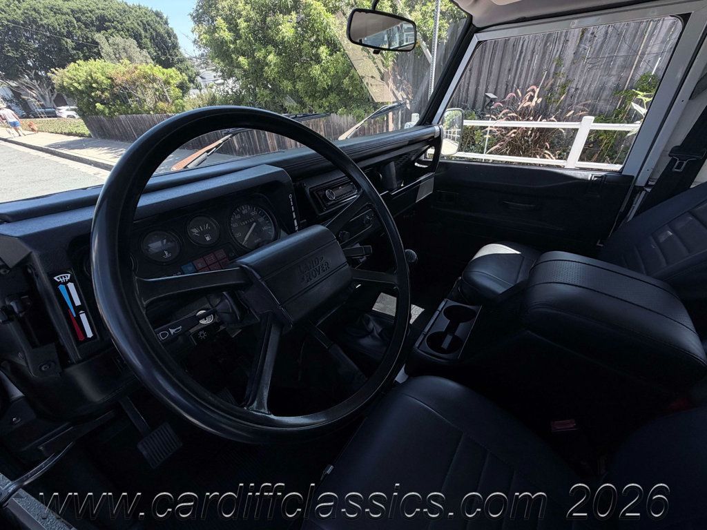 1991 Land Rover Defender 90  - 23071604 - 16