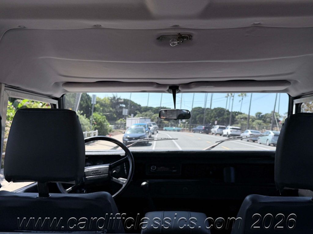 1991 Land Rover Defender 90  - 23071604 - 24