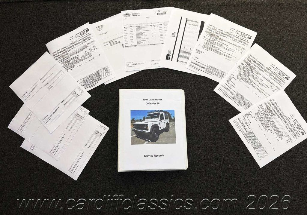 1991 Land Rover Defender 90  - 23071604 - 26