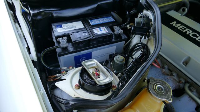 1991 Mercedes-Benz 300 Series 300 Series 2dr Coupe 300CE - 18346196 - 39