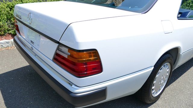 1991 Mercedes-Benz 300 Series 300 Series 2dr Coupe 300CE - 18346196 - 64