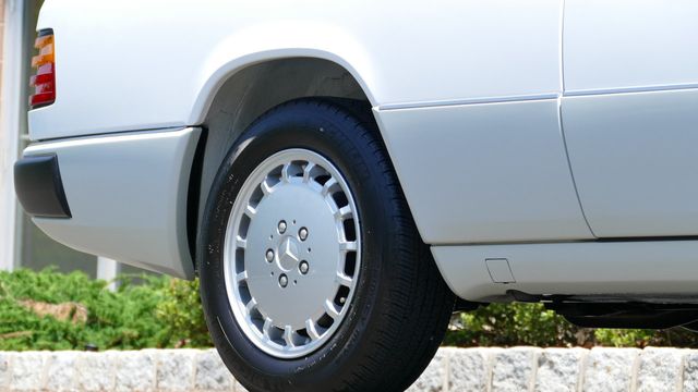 1991 Mercedes-Benz 300 Series 300 Series 2dr Coupe 300CE - 18346196 - 81