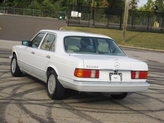 1991 Mercedes-Benz 300 Series 300 Series 4dr Sedan 300SE - 22603091 - 12