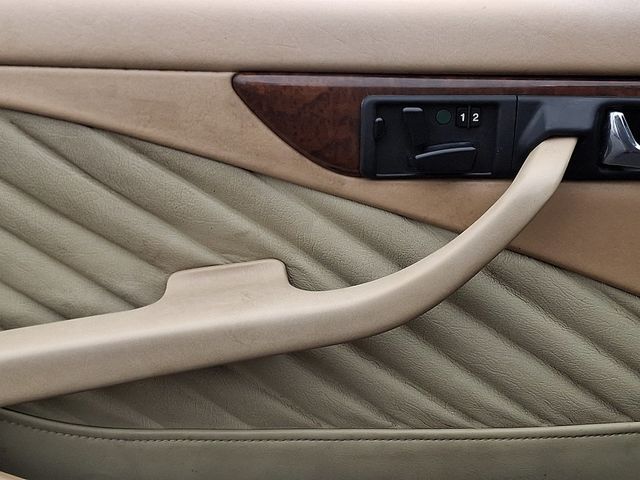 1991 Mercedes-Benz 560 Series 560 Series 2dr Coupe 560SEC - 22968120 - 13