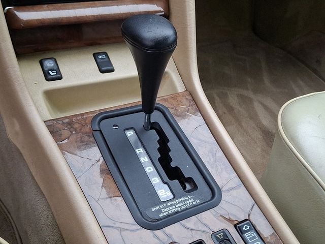 1991 Mercedes-Benz 560 Series 560 Series 2dr Coupe 560SEC - 22968120 - 15