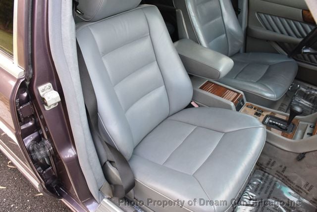 1991 Mercedes-Benz 560 Series 560 Series 4dr Sedan 560SEL - 22957256 - 31