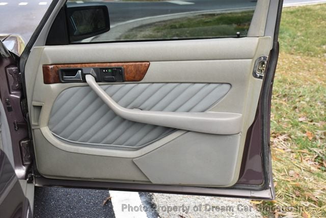 1991 Mercedes-Benz 560 Series 560 Series 4dr Sedan 560SEL - 22957256 - 37