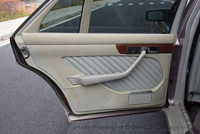 1991 Mercedes-Benz 560 Series 560 Series 4dr Sedan 560SEL - 22957256 - 38