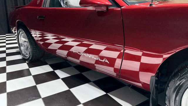 1991 Pontiac Firebird 2dr Coupe Formula Hatchback - 22934586 - 40
