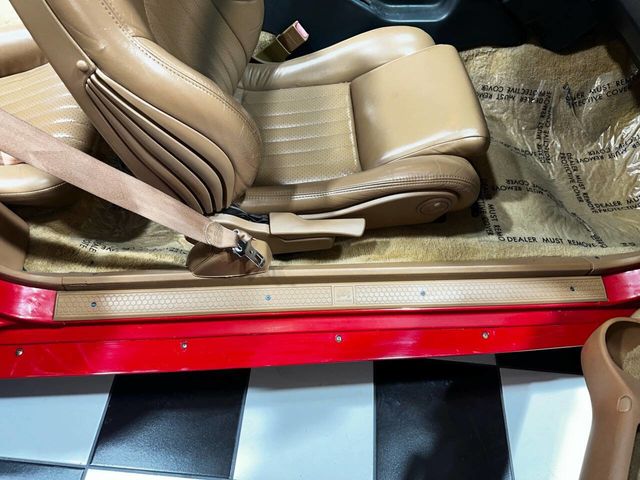 1991 Pontiac Firebird 2dr Trans Am Convertible - 22880605 - 38