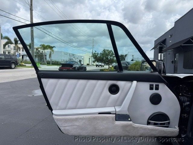 1991 Porsche 911 Carrera 2dr Coupe 2 - 23079625 - 10