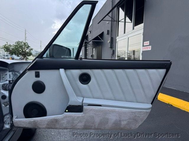 1991 Porsche 911 Carrera 2dr Coupe 2 Cabriolet - 23076152 - 32