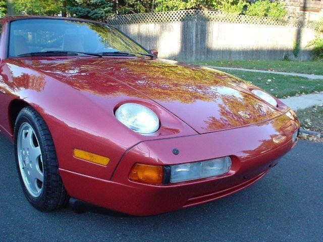 1991 Porsche 928 S4 - 2368351 - 11