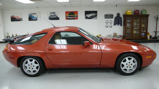 1991 Porsche 928 S4 - 2368351 - 2
