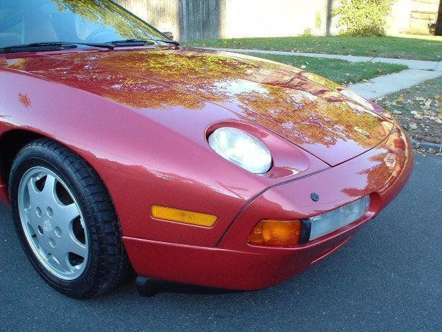 1991 Porsche 928 S4 - 2368351 - 30