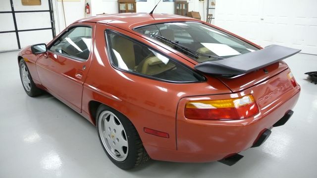 1991 Porsche 928 S4 - 2368351 - 5