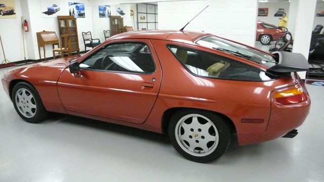 1991 Porsche 928 S4 - 2368351 - 6