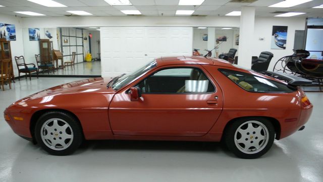 1991 Porsche 928 S4 - 2368351 - 8