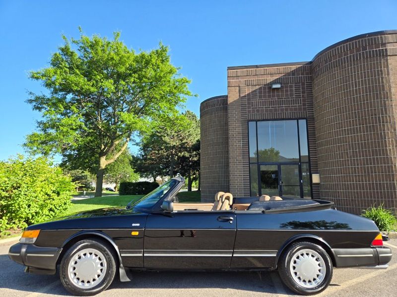 1991 Saab 900 Turbo 2dr Convertible - 22436028 - 40