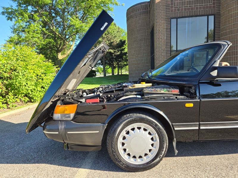 1991 Saab 900 Turbo 2dr Convertible - 22436028 - 97