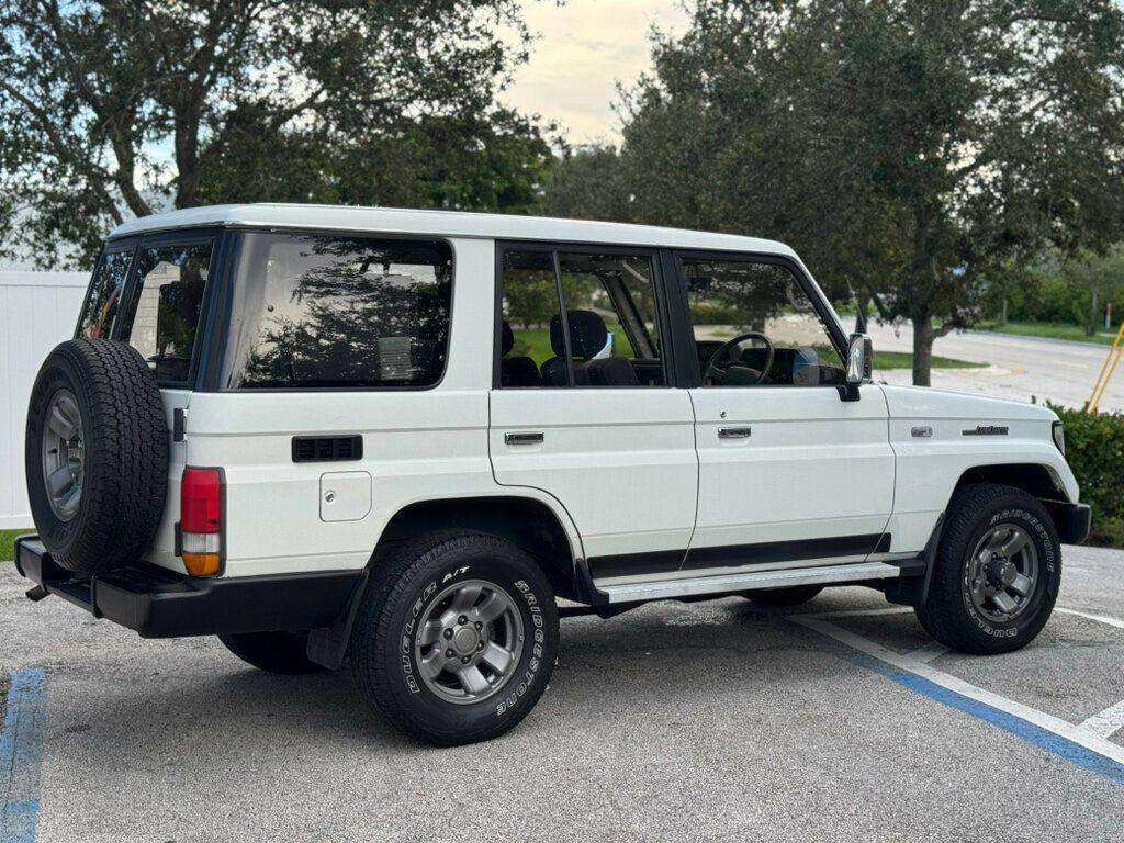1991 Toyota Land Cruiser 4dr Wagon - 22950080 - 2