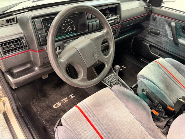 1991 Volkswagen Golf GTI Base Trim - 22987860 - 11