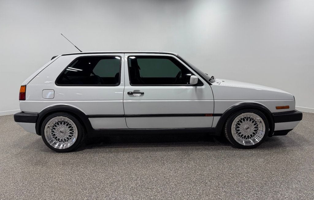 1991 Volkswagen Golf GTI Base Trim - 22987860 - 15
