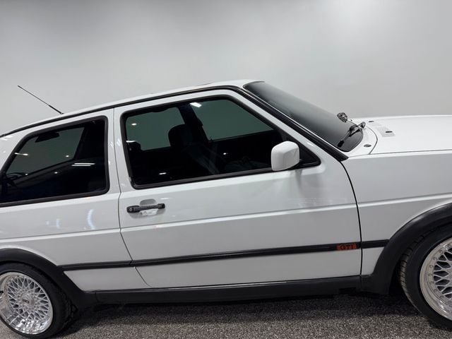 1991 Volkswagen Golf GTI Base Trim - 22987860 - 18