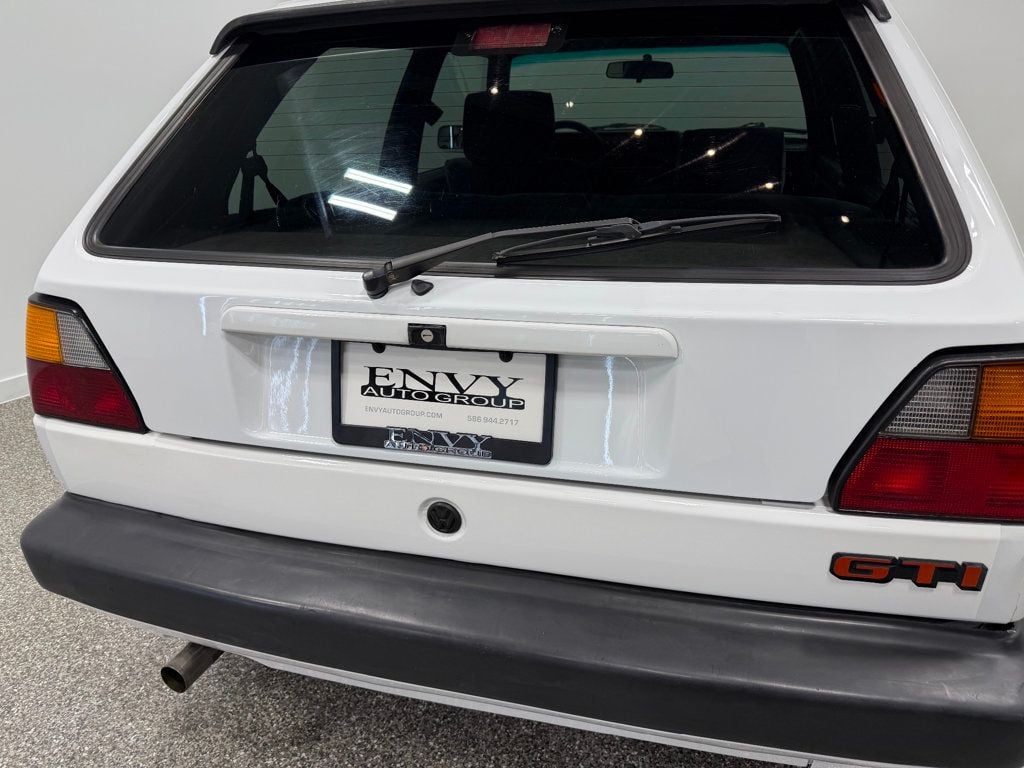 1991 Volkswagen Golf GTI Base Trim - 22987860 - 21
